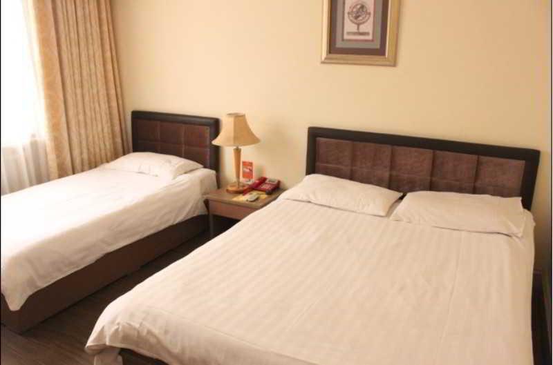 Fortune Business Hotel Qingdao Exteriör bild