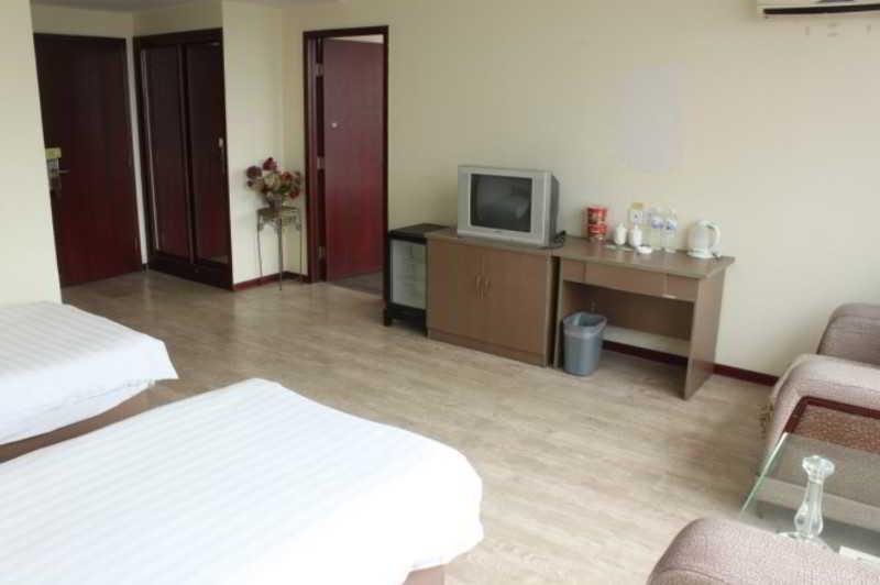 Fortune Business Hotel Qingdao Exteriör bild