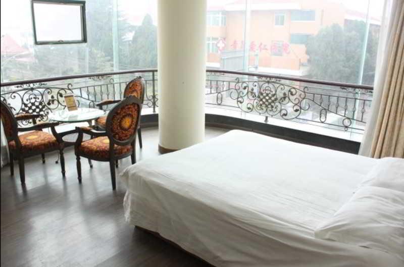 Fortune Business Hotel Qingdao Exteriör bild